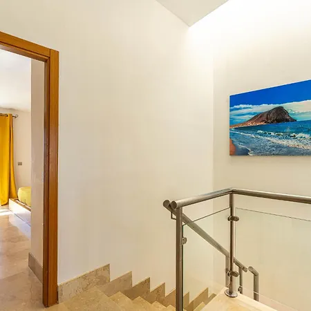 Sun Bay Ocean Retreat *